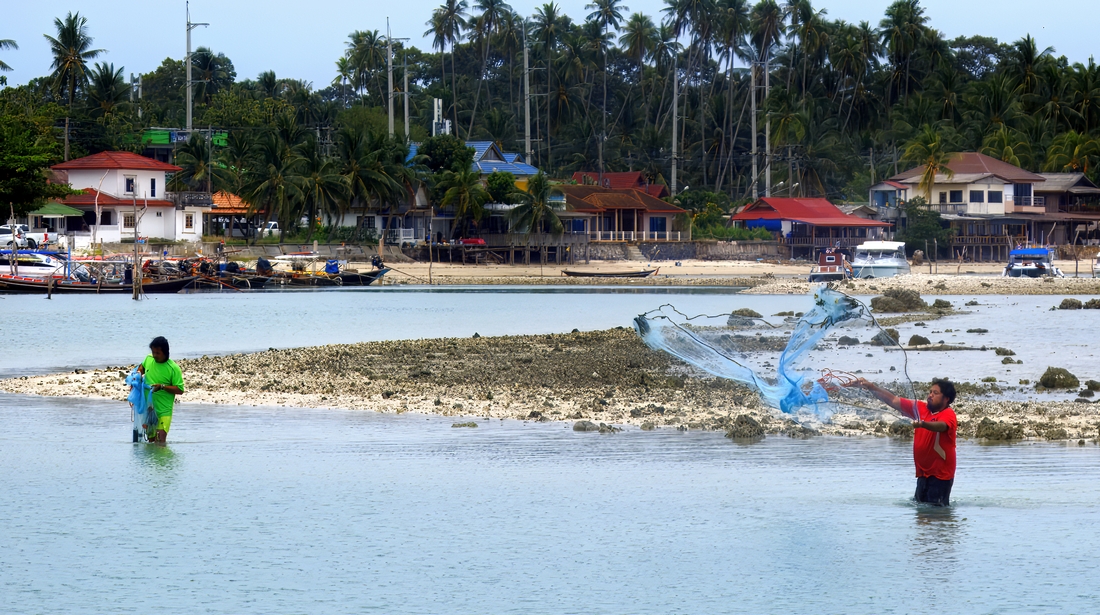 Net Fishermen by Ron Davis