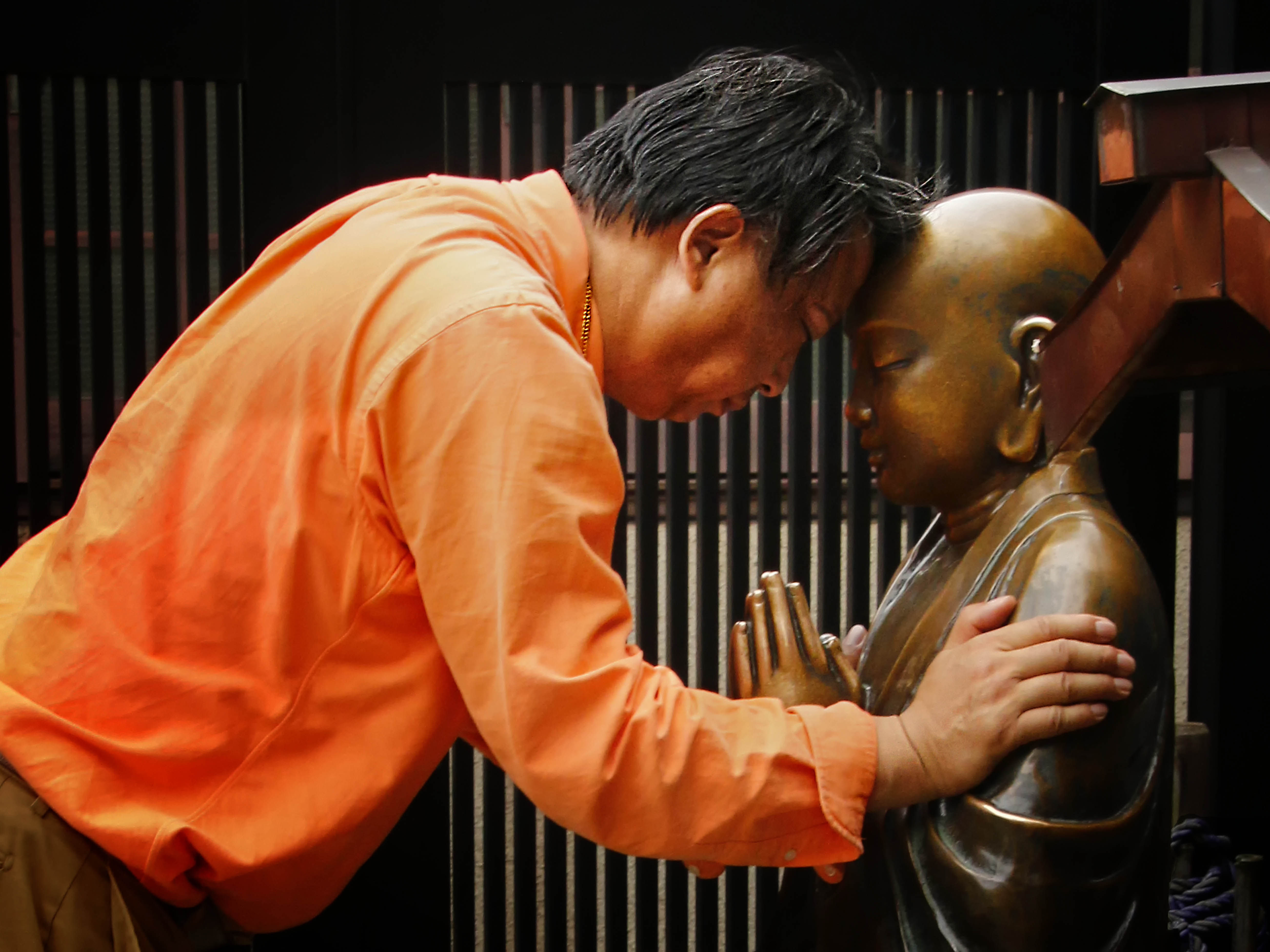 Connecting with Buddha