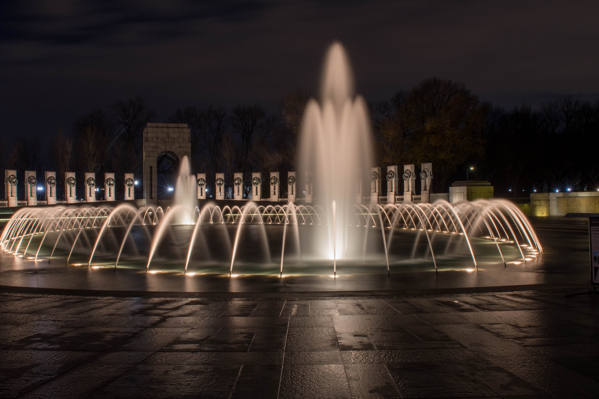WW II memorial, Washington by Muthoni Ngatia