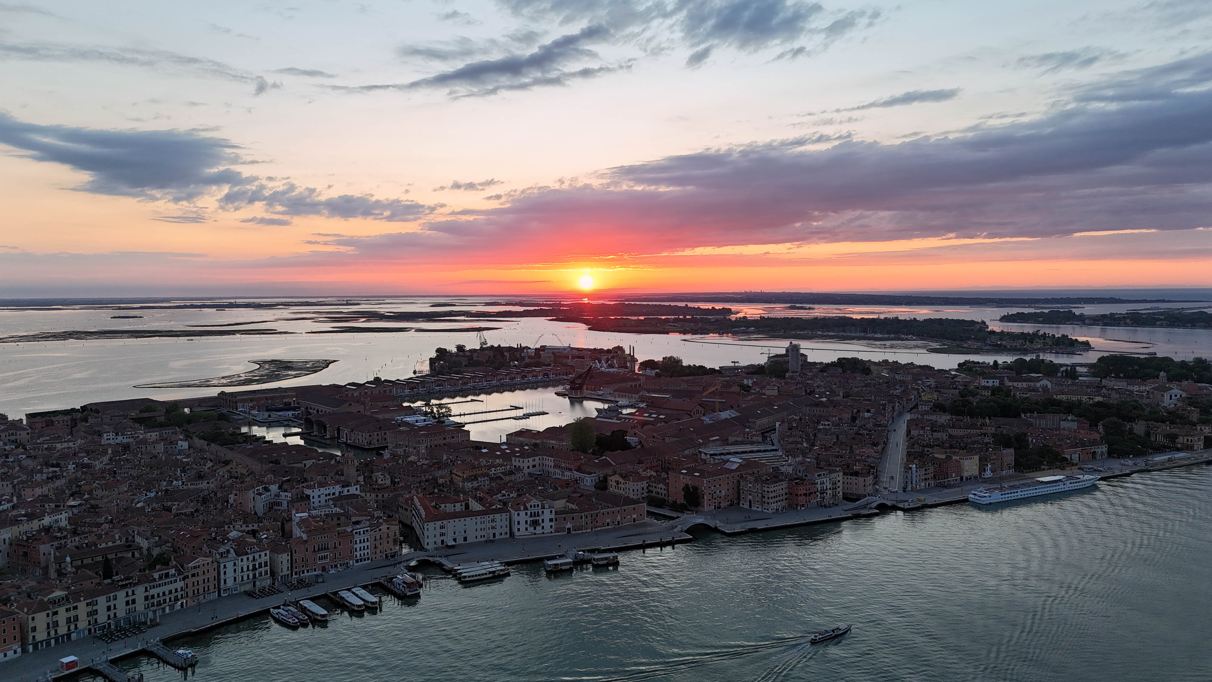 Sunrise over Venice by Sylvie Tas