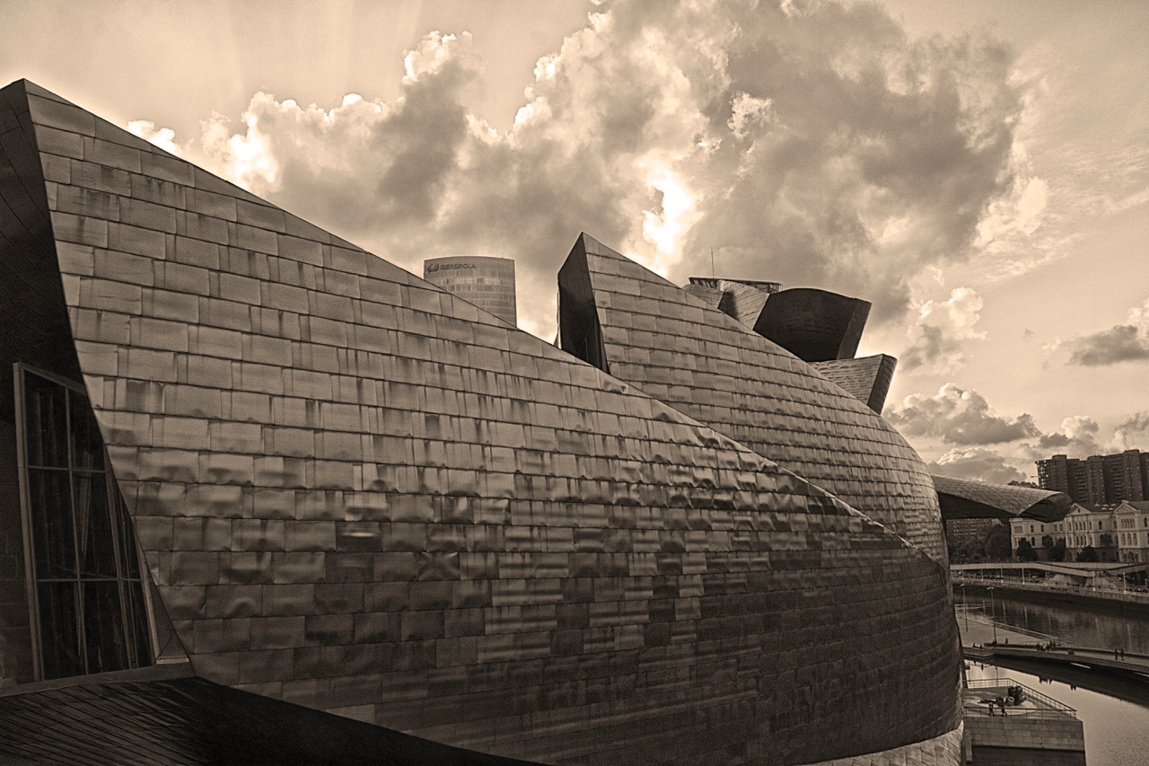 Guggenheim Museum, Bilbao by Esther Steffens