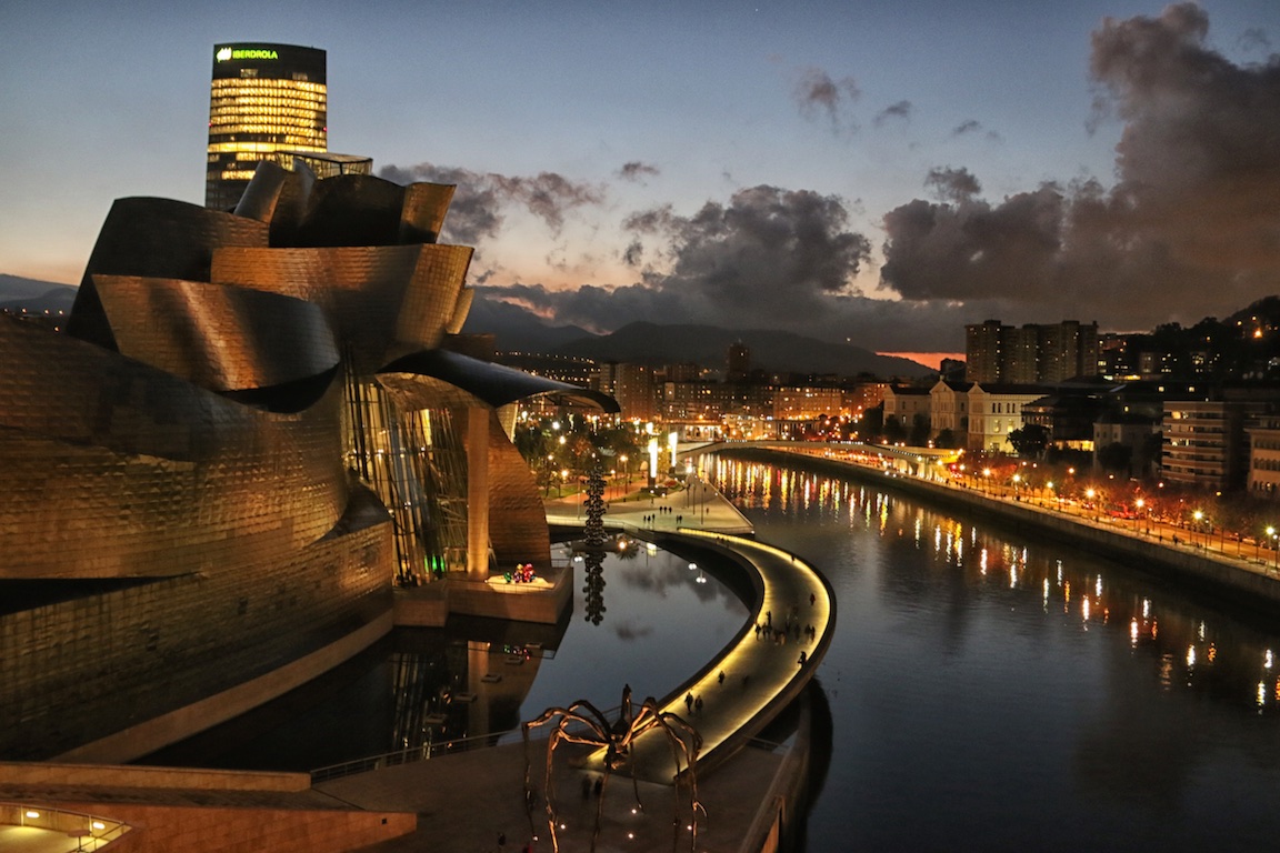 Guggenheim Museum, Bilbao by Esther Steffens