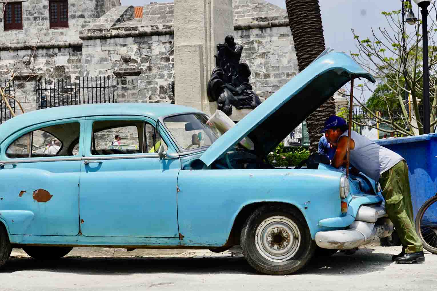 Cuban Chevrolet by Dr Edward Goldenberg