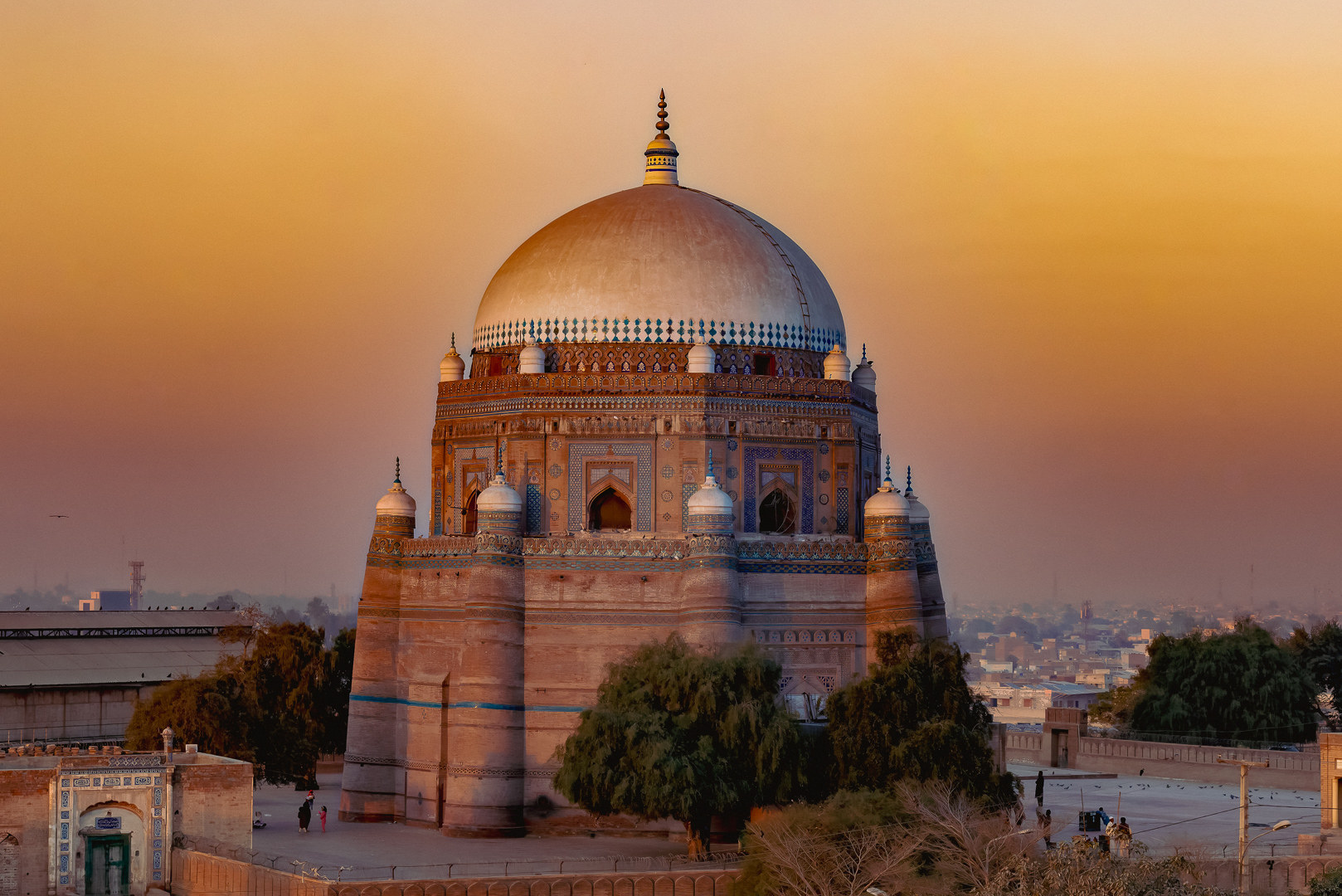 Shah RukaneAlam by Rizwan Choudhry