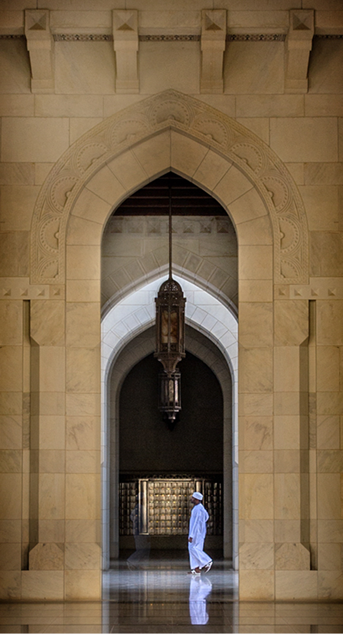 “The Decisive Moment” – Sultan Qaboos Grand Mosque by Majdi Naser