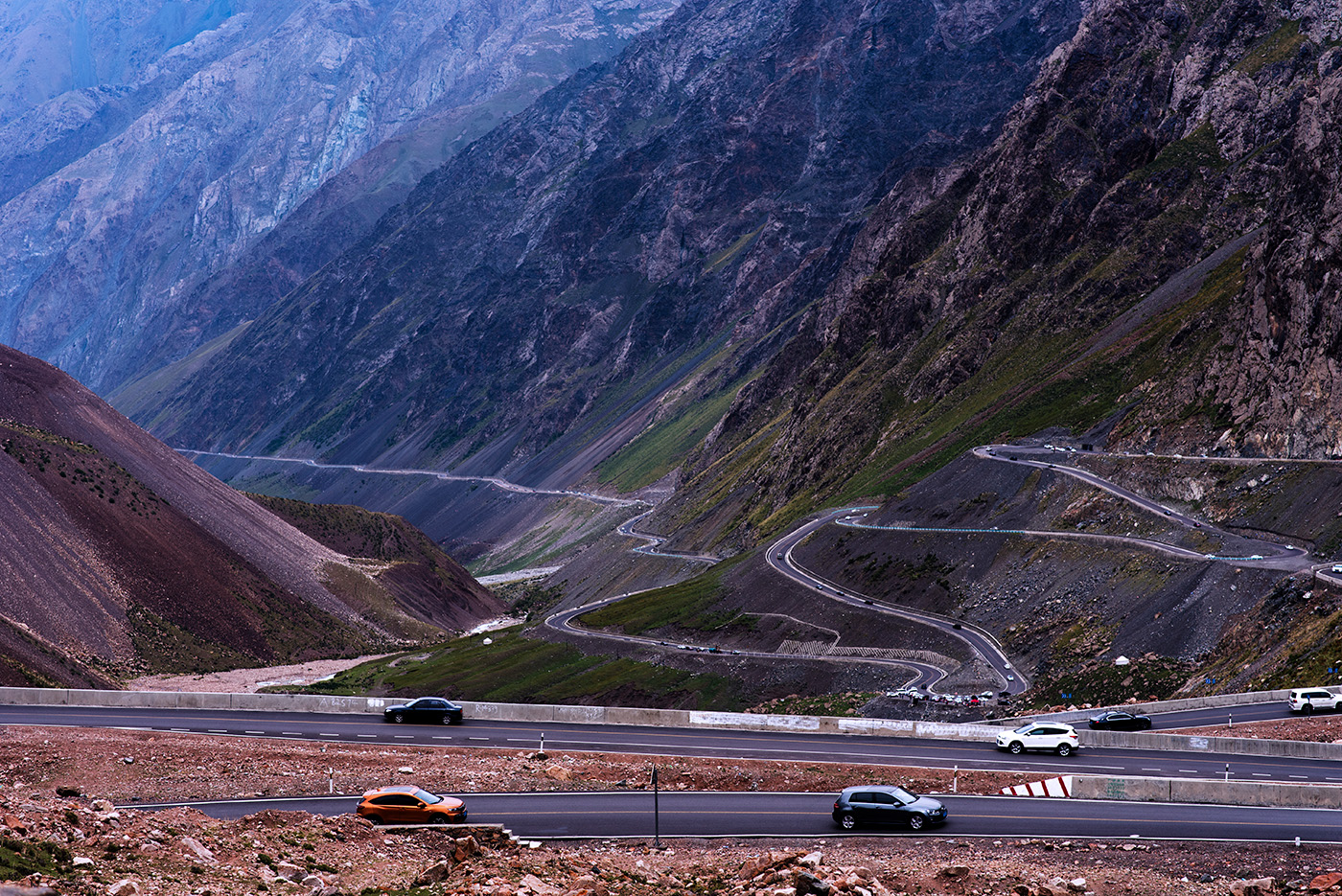 Dukou Highway by Rui Zhang