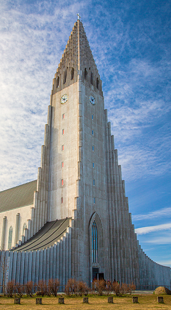 Hallsgrimskirkja by David Stout