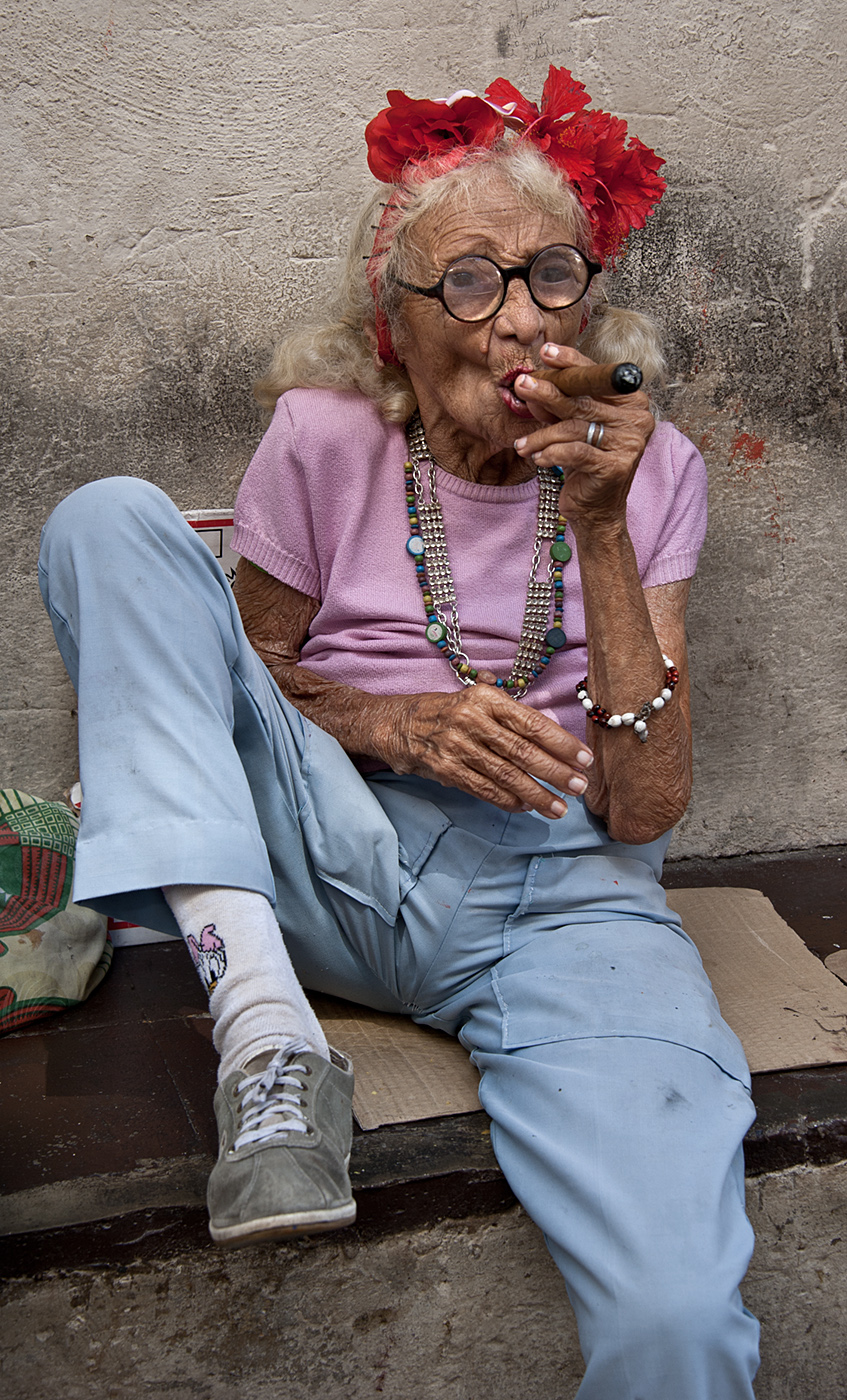 Old Lady In Havana by Tom Tauber