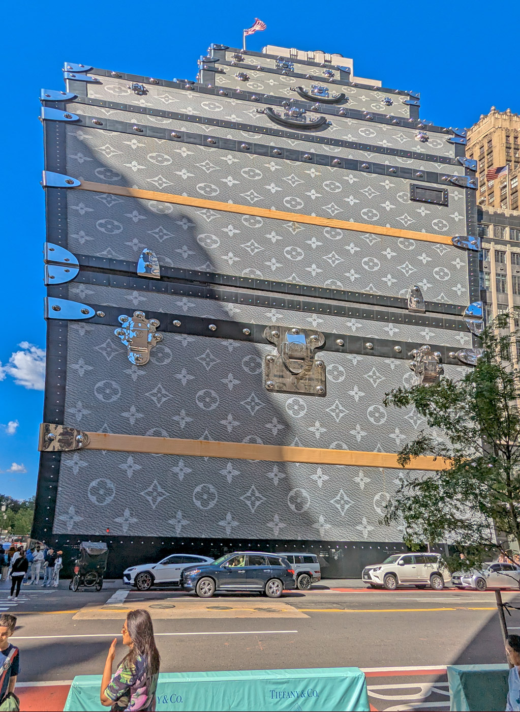 Vuitton Construction