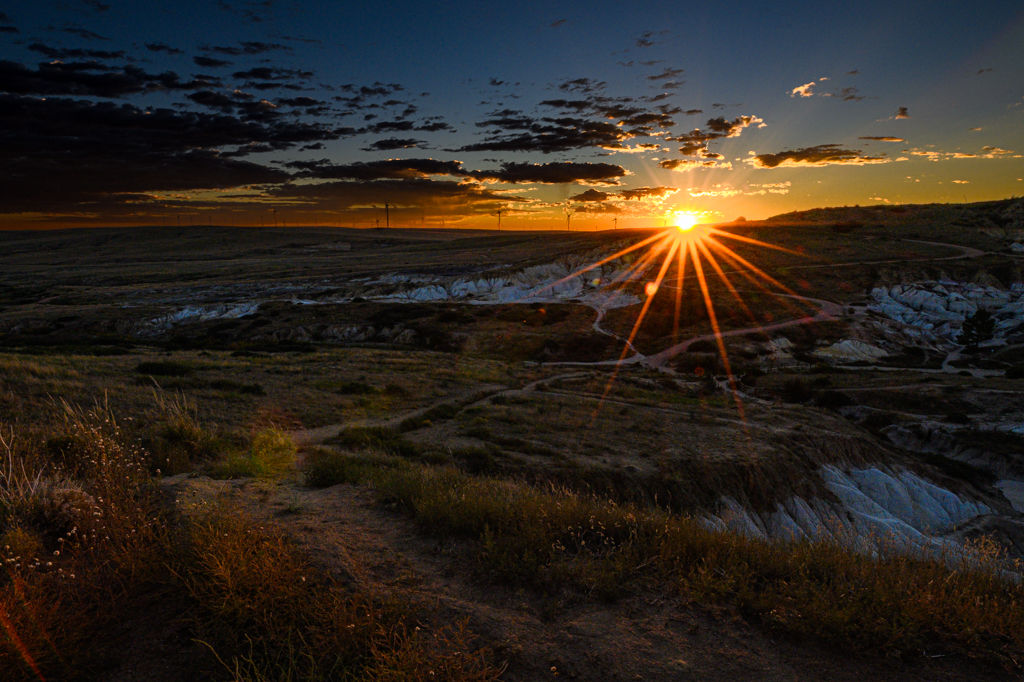 Framing Light with a Narrow Aperture by Majdi Naser